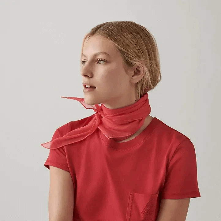 エルメスのスカーフの買取価格や名作・人気柄を紹介！ | Revalue News