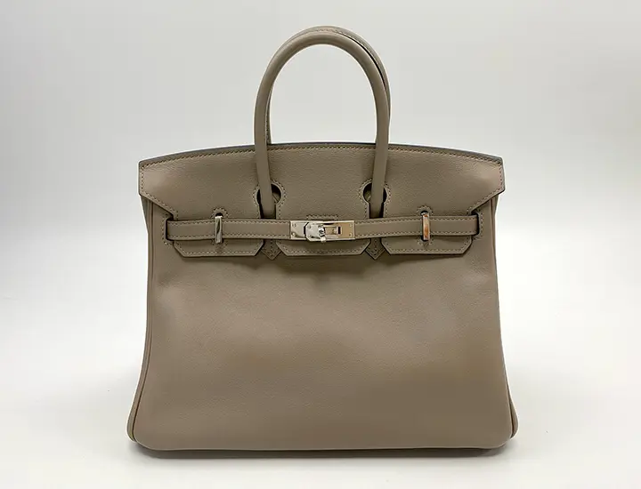 エルメス「ヴォー・スイフト」の魅力を深堀り！傷のつきやすさやお