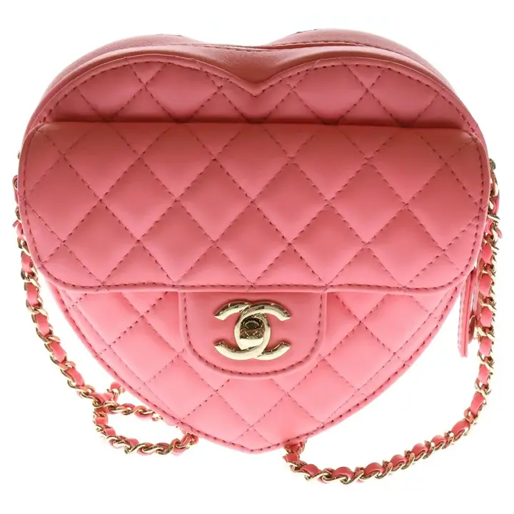 2025年11月最新】シャネルの値上げは続く？価格改定の傾向と今後の