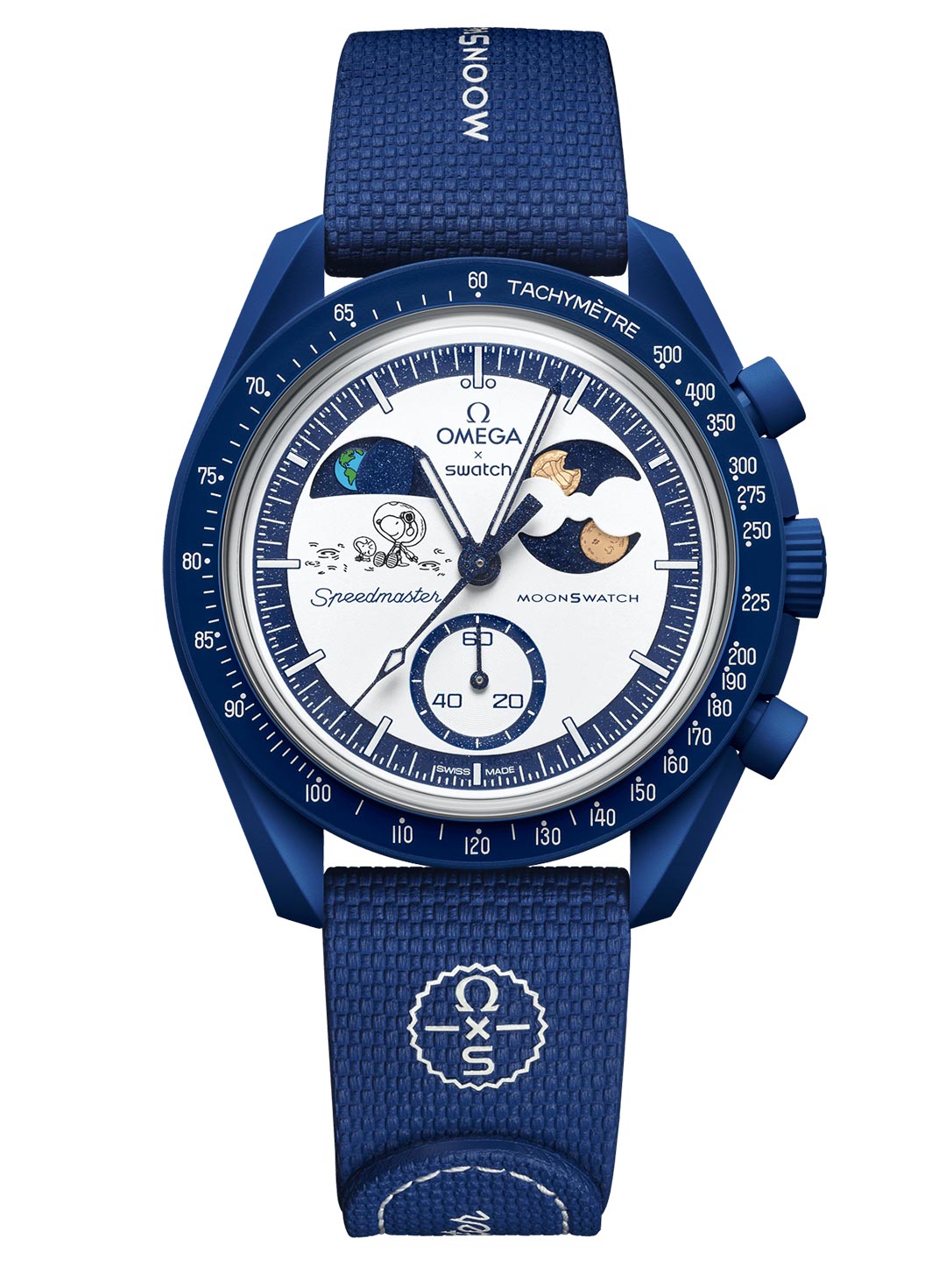 MISSION TO EARTHPHASE。ダークネイビーブルーのケースとビーバーが月をかじったデザインのムーンフェイズ